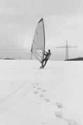 Bucha Februar 1988: bei wenig Wind und festem Schnee bergauf